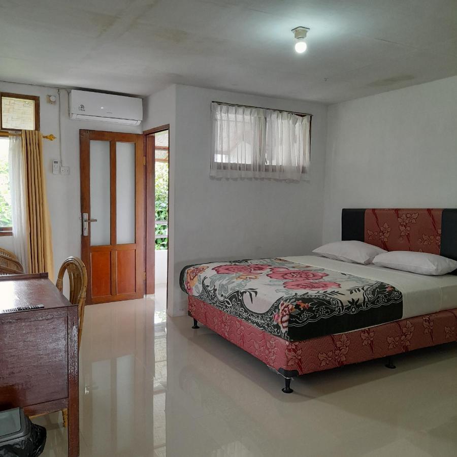 Hotel Pison Rantepao Buitenkant foto
